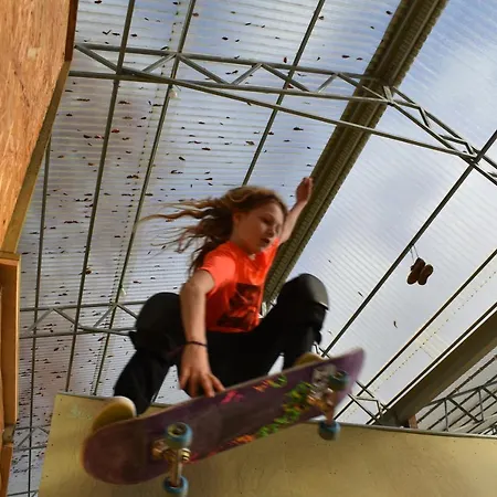 Drop-inn Nature, Relax And Hike مكان تخييم