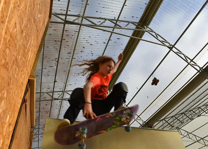 Drop-inn Nature, Relax And Hike 캠프장